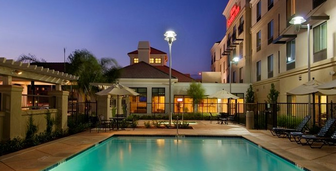Hilton Garden Inn Sacramento Елк Гроув Екстериор снимка